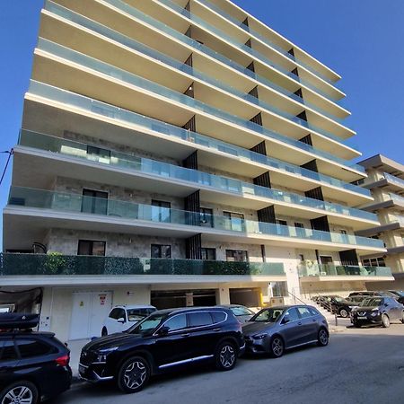 Serrenity Aparthotel Sea View Luxury Tower Navodari Exterior photo